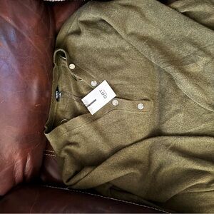 Oat New York Olive Henley Scoop Neck Sweater size L